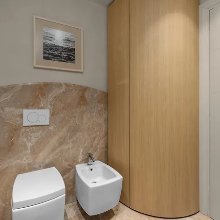 Апартаменты Town House *