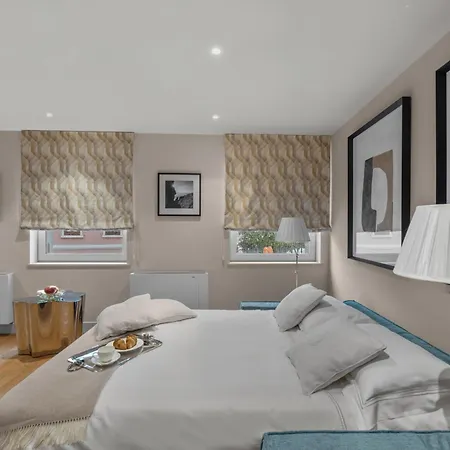 Town House Apartment *