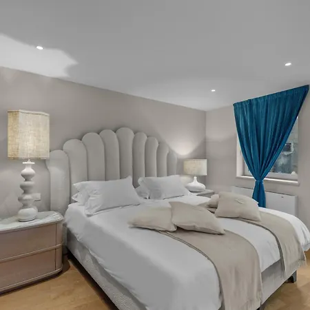 Town House Apartman *